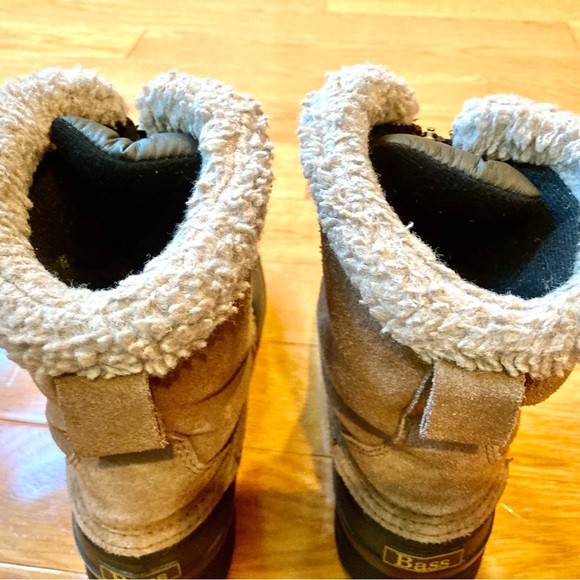 G.H.Bass Winter Zip up Sturdy Boots 8M Excellent Condition - Picture 3 of 14